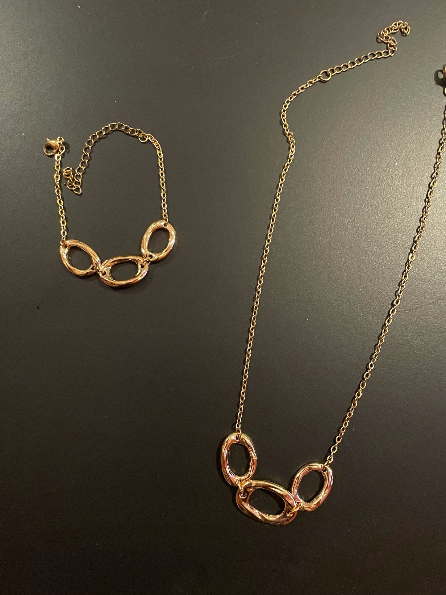 Collier et bracelet assortis fantaisie